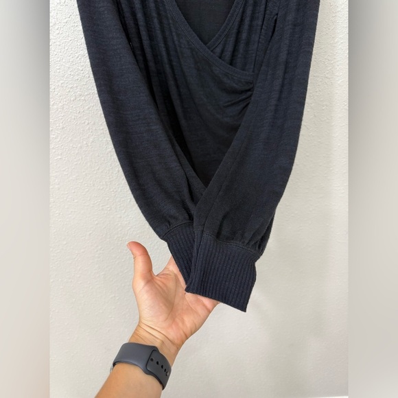 Abercrombie & Fitch Knit Long Sleeve Cross Front Bodysuit NWT Medium - Picture 3 of 8